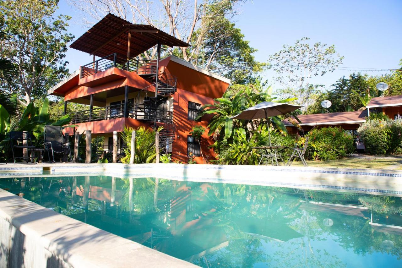 Jungle Lodge At Wild Sun Rescue Center Cabuya  Exterior photo